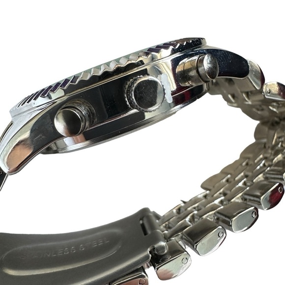 ELEGANT STAINLESS STEEL QUARTZ MOVT WATCH | NWOT, NEVER WORN, PRISTINE CONDITION - Picture 5 of 13